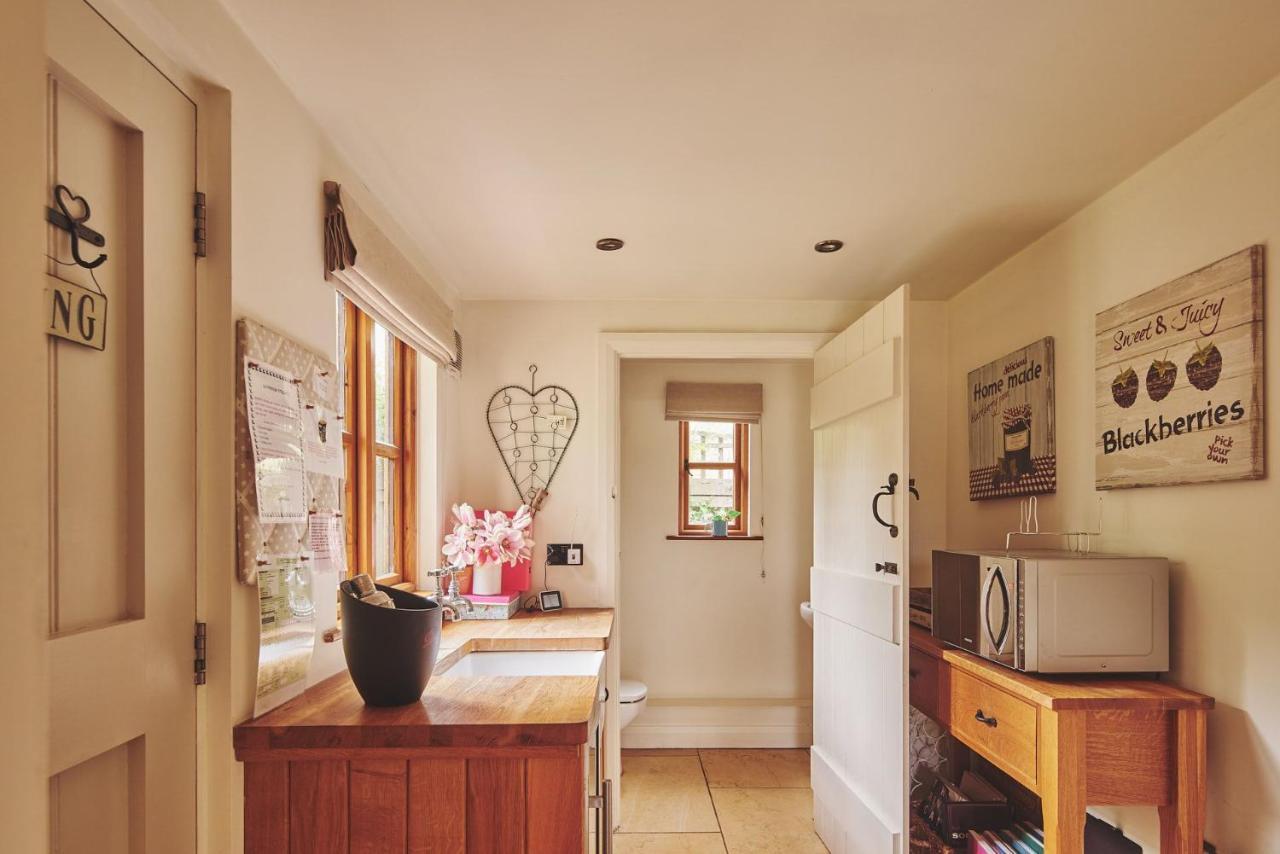 Apple Tree Cottage Beckford Extérieur photo